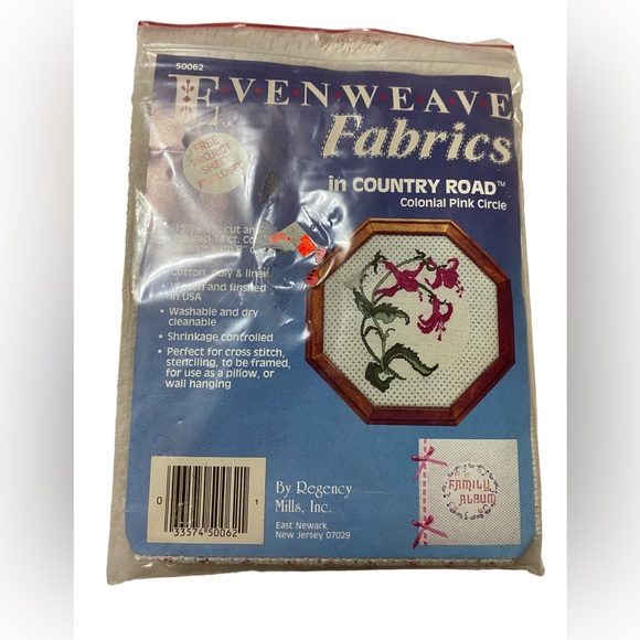 Evenweave Fabrics Fuschia Printed Cross Stitch Fabric New - Picture 1 of 2